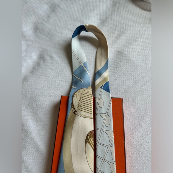 🎈Hermes Mens Tie - Picture 7 of 17